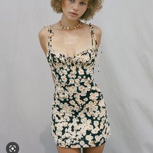 Realisation Par devon dress floral printed silk size xs